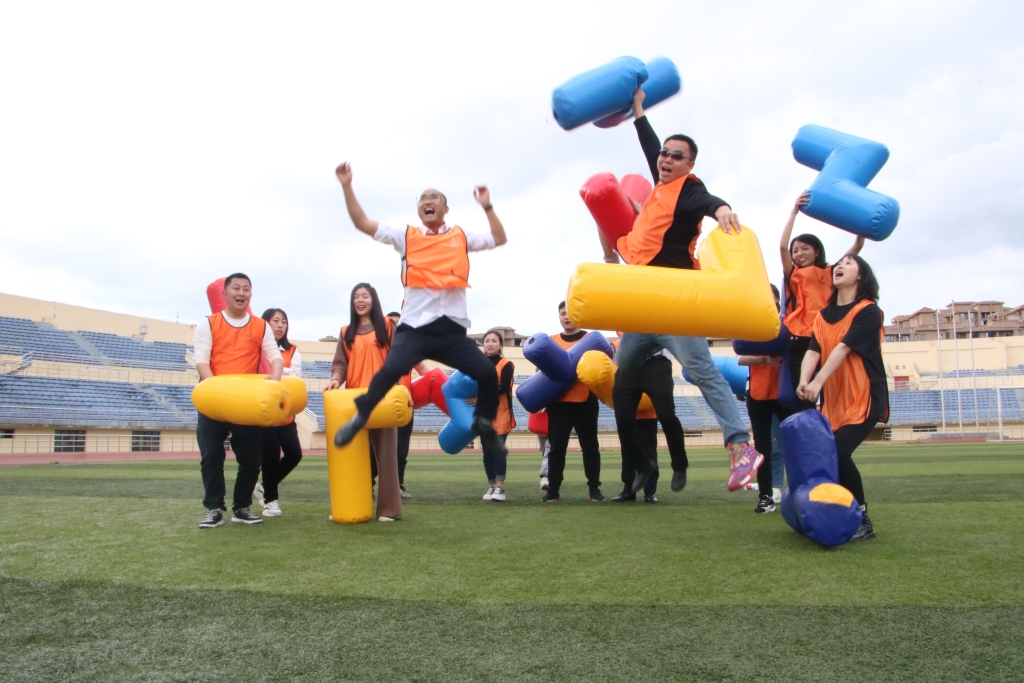 2021年4月26日，，，，，，，，选手俄罗斯方块